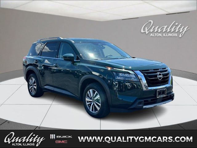 2025 Nissan Pathfinder SL