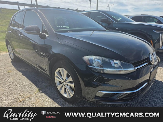 2018 Volkswagen Golf SE